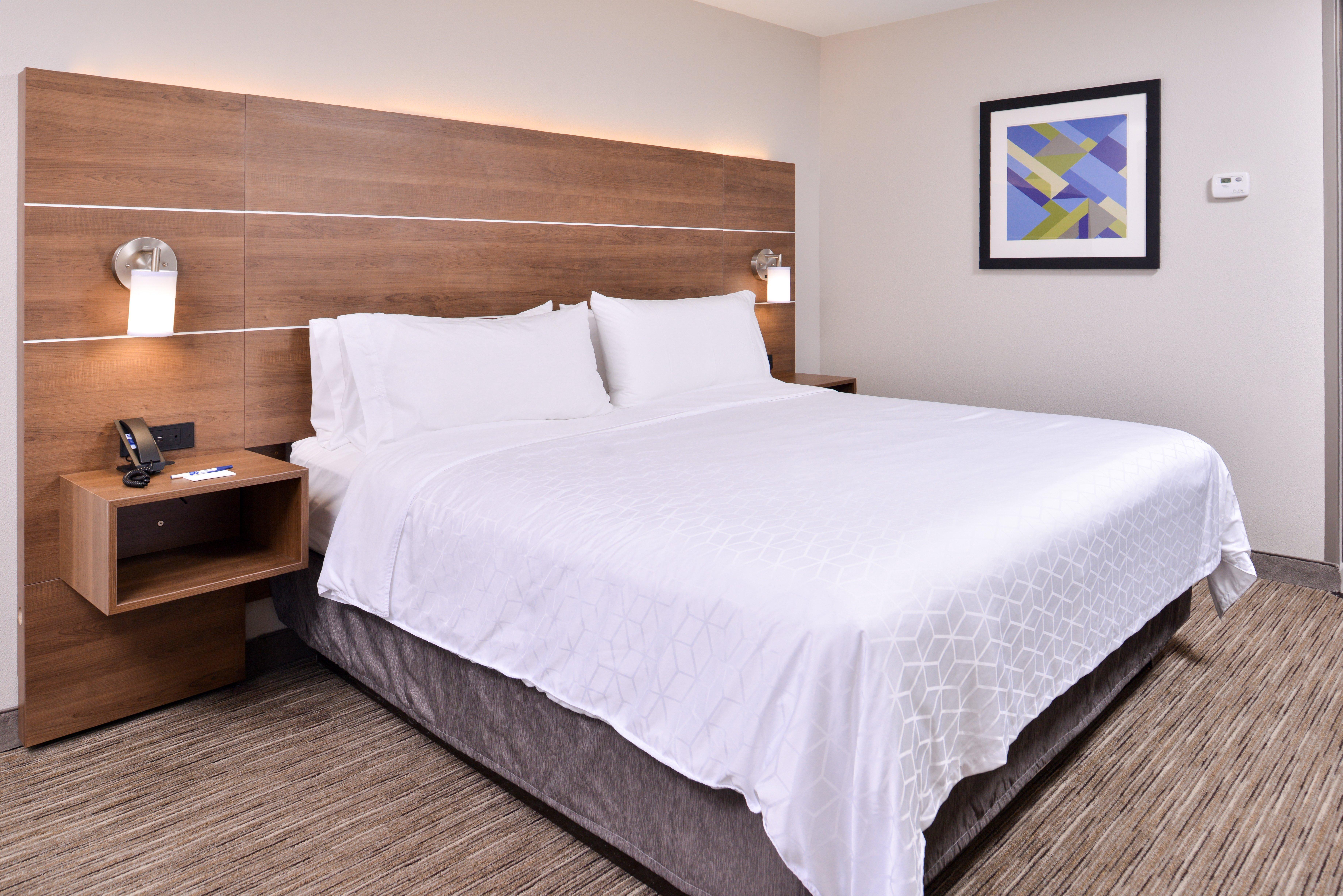 Holiday Inn Express & Suites Selma By Ihg Exterior photo