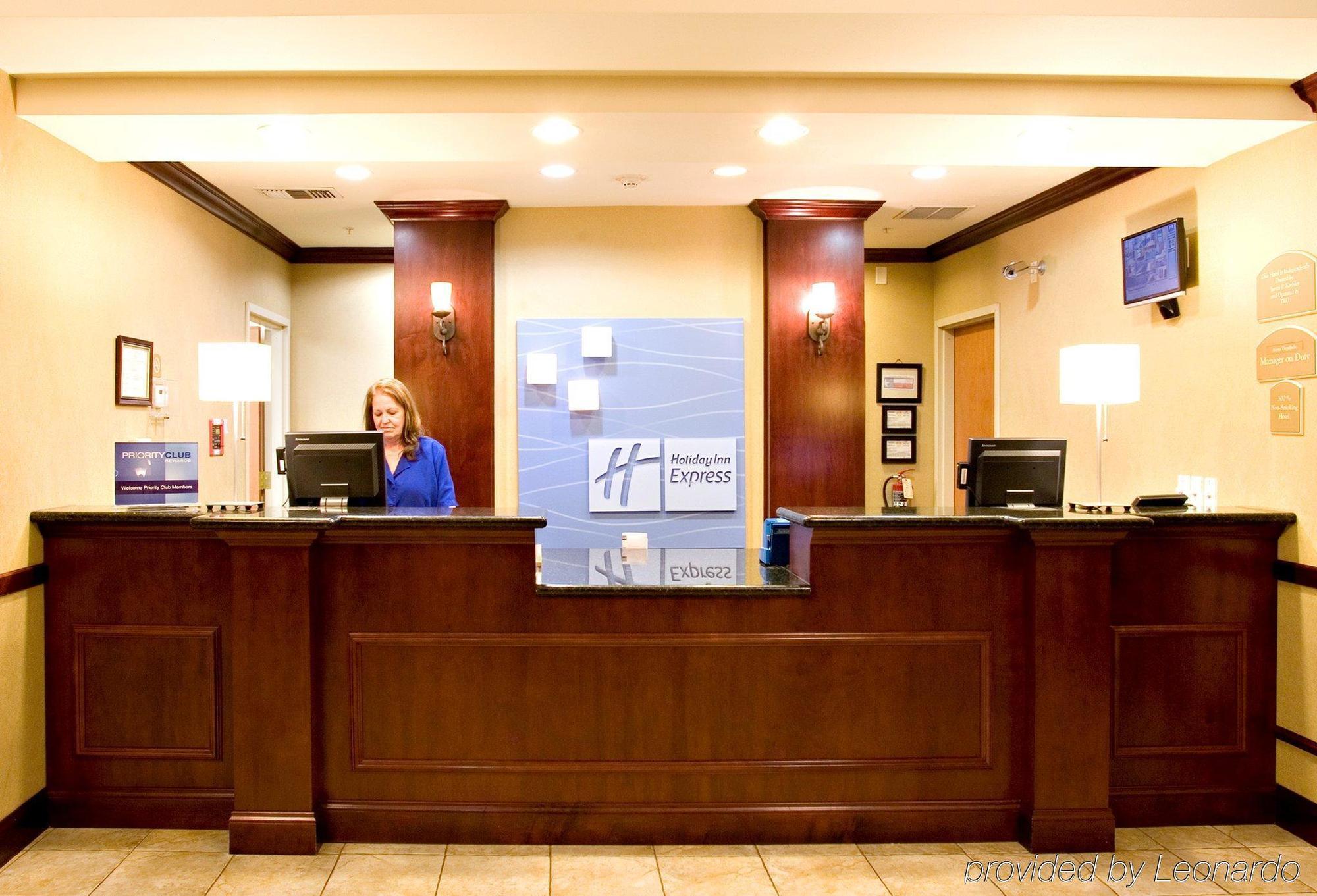 Holiday Inn Express & Suites Selma By Ihg Interior photo